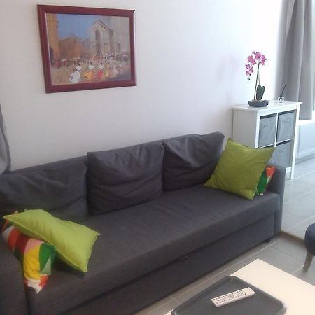 Colombe Apartment L'Isle-sur-la-Sorgue Bagian luar foto