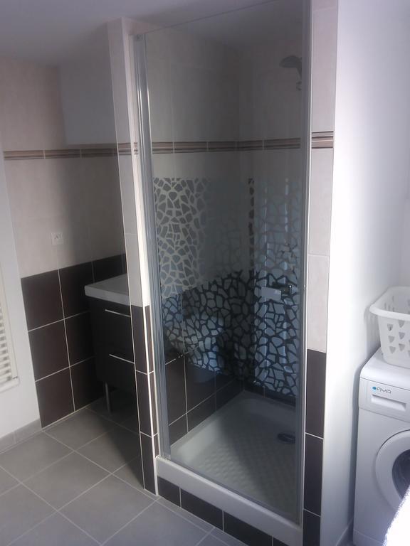 Colombe Apartment L'Isle-sur-la-Sorgue Bagian luar foto
